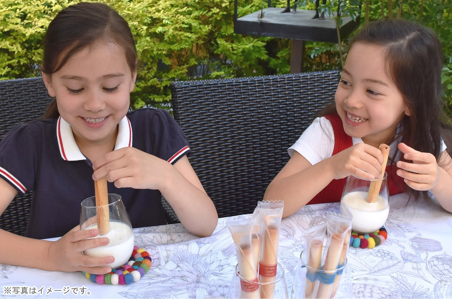 《50周年記念企画》青山本店BLUE BRICK LOUNGEにて全部食べられて究極のエコ！子供の頃夢見た？『シガール®・ストロー』体験メニューが6月6日から期間限定でスタート