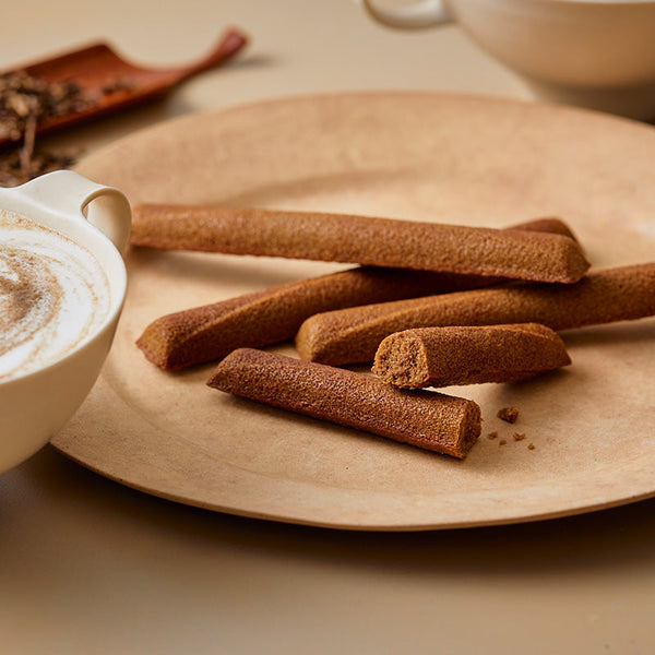 ビスキュイ バトン ほうじ茶ラテ