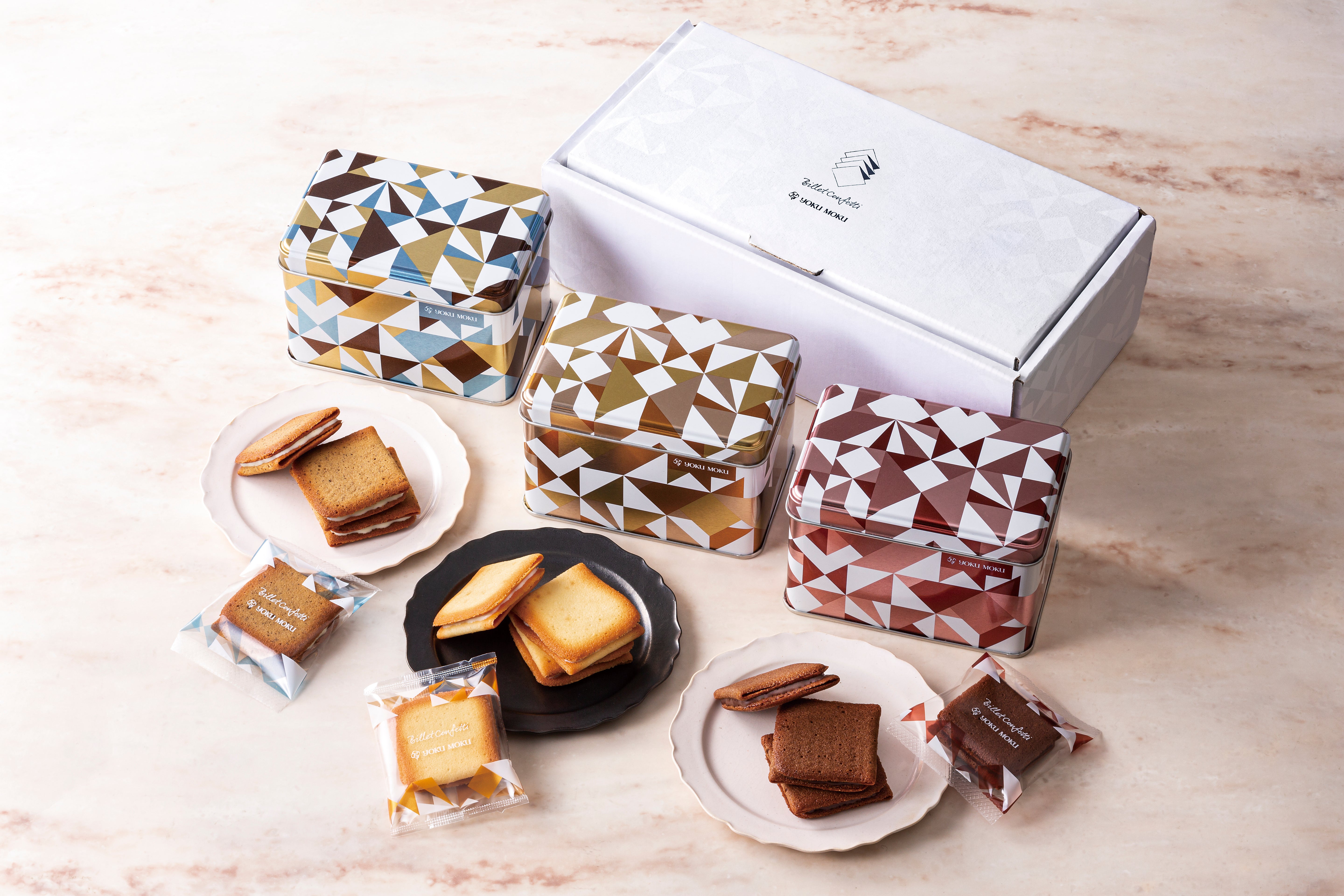 ビエ コンフェッティ カフェ