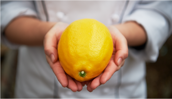 ヨックモック 商品開発担当者