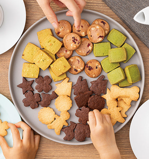 冷凍状態のクッキー生地が届く！